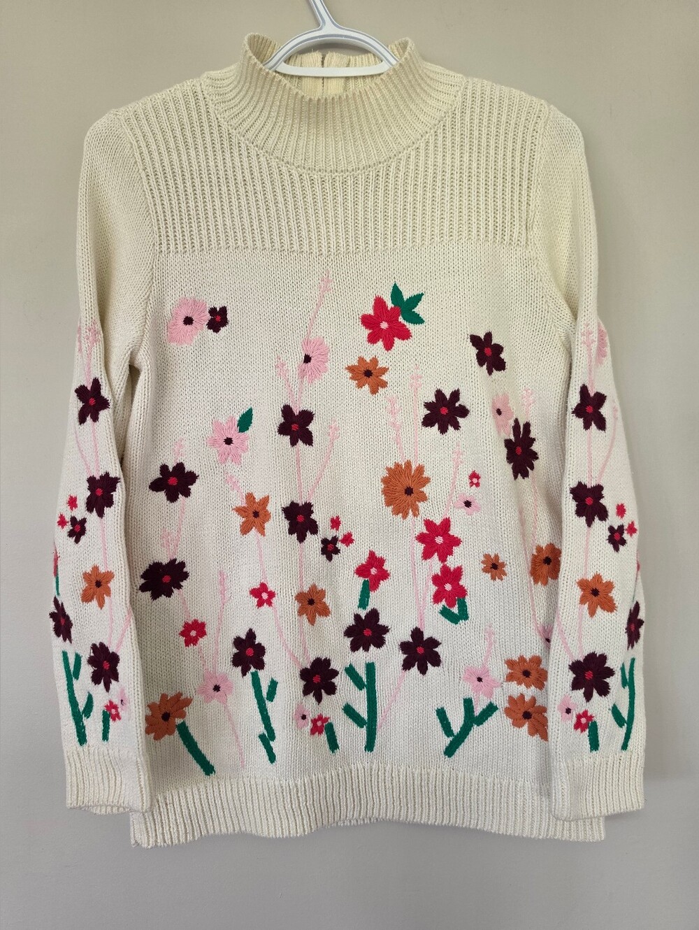 Talbots Cream Floral Crewneck Sweater Embroidered Floral. Women's S Petite